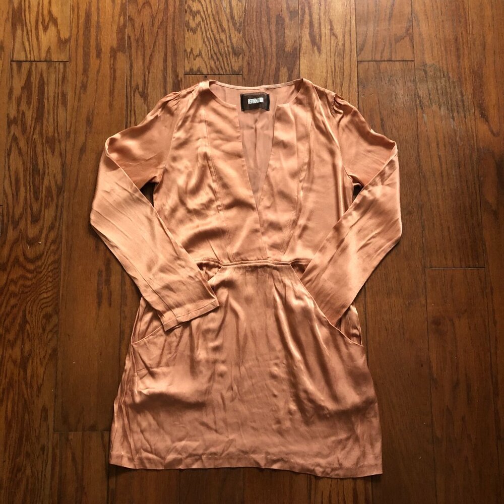Reformation tunic dress in peachy pink. Size 4